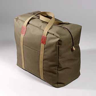  Riesen-Tasche für gepflegtes Reisen mit dem Auto. 95 Liter Volumen.