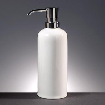 Seifen-Spender aus Porzellan und verchromtem Messing Noch ein Seifenspender. Auch aus Porzellan und verchromtem Messing.