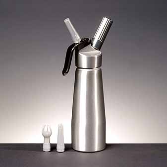 iSi Sahne- und Schaumbereiter Nicht nur Johann Lafer benutzt ihn für seine 