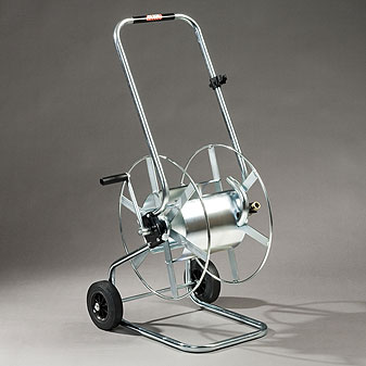  In der Schweiz aus verzinktem Stahl gefertigt. 10 Jahre Garantie.