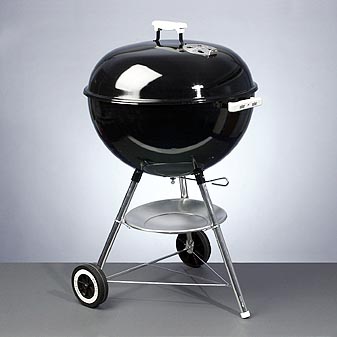 Weber Kugelgrill One-Touch Aufgrund Porzellanemaille über Jahre wetterfest. 10 Jahre Garantie.