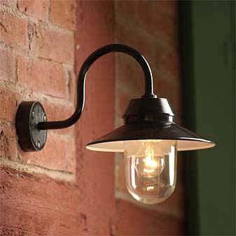  Aufgrund rostsicheren Materials zur Verwendung im Freien geeignet.