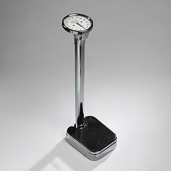  Wie das kürzere Modell aus verchromtem Gußeisen.