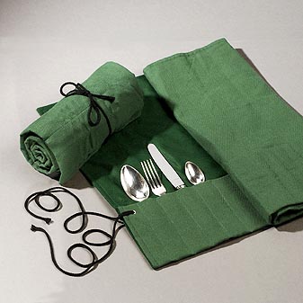  z.B. für 6 Messer, 6 Gabeln, 6 Löffel und 6 Kaffeelöffel.