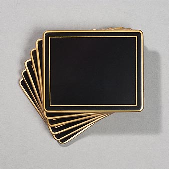  Mit goldener Rahmen- und Randlinie.