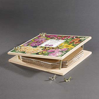 Blätterpresse und Blumenpresse Biologie zum Anfassen. Format 20 x 20 x 5 cm.