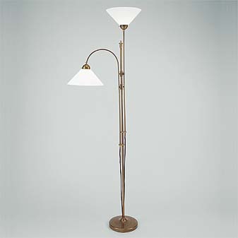  Sowohl Leselampe, als auch Deckenfluter sind höhenverstellbar.