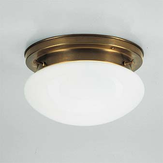 Montiert in der Berliner Messinglampenfabrik.