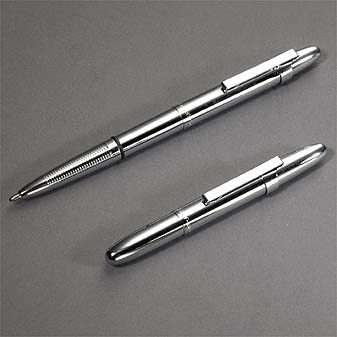 Bullet Space Pen Schreibgeräte-Klassiker von 1948. Zu finden im MoMA in New York.