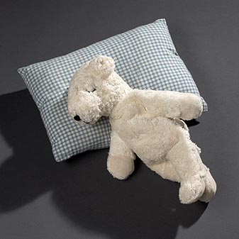  Mit Kirschkernfüllung, auch gut zum Kühlen geeignet.