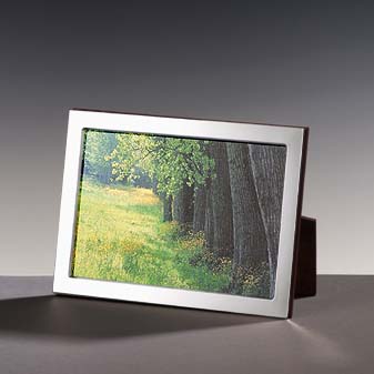 Bilder-Rahmen - Silber-Rahmen für Fotos glatt 9x13 Fotorahmen mit Rückwand und Fuß aus Holz.