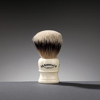 Kleiner Pinsel für Reisen oder für das Ferienhaus.