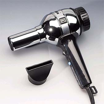  Unverwüstlicher Klassiker mit Metallgehäuse. 17 Liter/sec.