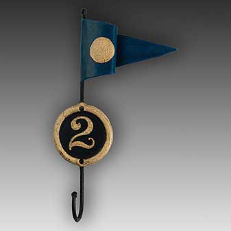 Haken Flagge Nr. 2 Haken mit Wimpeln aus dem internationaeln Flaggenalphabet.