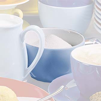  Weißer oder brauner Zucker, Würfel- oder Kandiszucker.