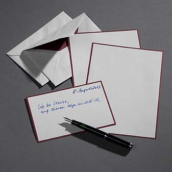 Briefpapier grau/bordeauxrot original von Crown Mill Original Crown Mill: Briefpapier aus Belgien